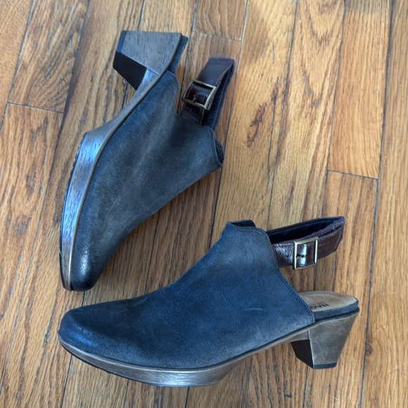 Naot Shoes - NWOT Naot Upgrade Slingback Heel Gray EU 42